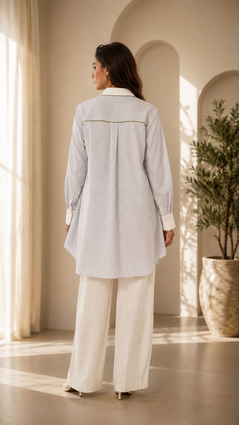  a Blue and white striped shirt long-sleeve tunic top 